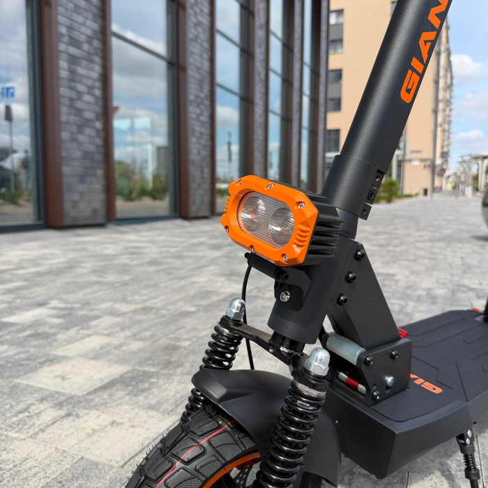 Електросамокат GIANT M10 PRO 1000W 48V 15Ah/23Ah — OFF-ROAD 10.5", до 50 км/год, подвійна амортизація, дискові гальма, сидіння, LED, сигналізація