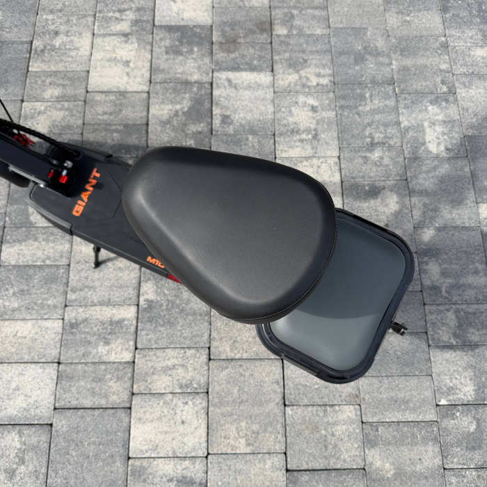 Електросамокат GIANT M10 PRO 1000W 48V 15Ah/23Ah — OFF-ROAD 10.5", до 50 км/год, подвійна амортизація, дискові гальма, сидіння, LED, сигналізація
