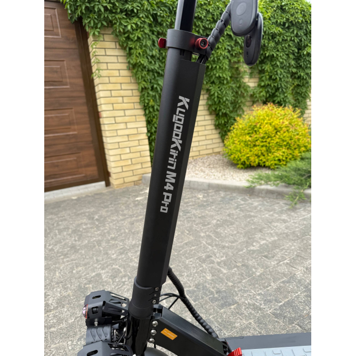 NEW 2025 KUGOO KIRIN M4 PRO 23 AH NEW 2025 KUGOO KIRIN M4 PRO 23 AH