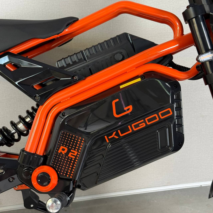 KUGOO R2 Orange AWD 3600W (2×1800W) 60V 31.2Ah — електричний Off-Road велосипед, повний привід AWD, Li-Ion акумулятор, швидкість до 80 км/год, запас ходу до 90 км, гідравлічні дискові гальма, NFC, LED-дисплей