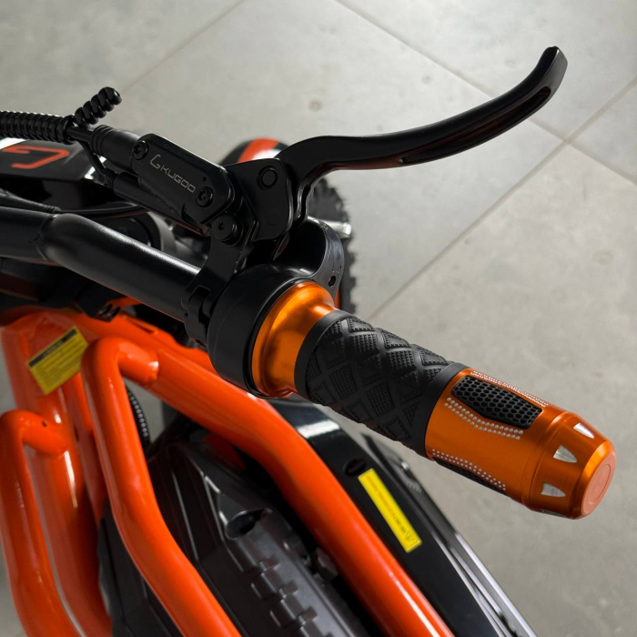KUGOO R2 Orange AWD 3600W (2×1800W) 60V 31.2Ah — електричний Off-Road велосипед, повний привід AWD, Li-Ion акумулятор, швидкість до 80 км/год, запас ходу до 90 км, гідравлічні дискові гальма, NFC, LED-дисплей