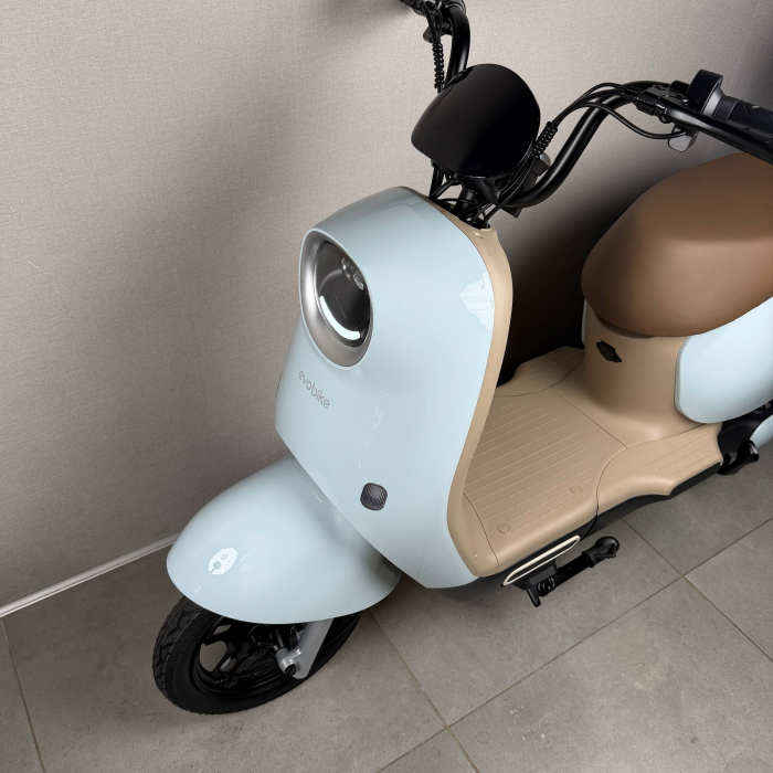 EVOBIKE UNO Graphene 600W 48V 20Ah блакитний — міський електровелосипед із графеновим акумулятором, двомісний, LED-дисплей, подвійна амортизація, до 35 км/год, сигналізація, поворотники