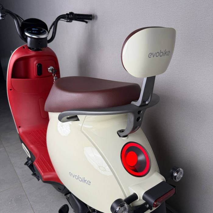 EVOBIKE UNO Graphene 600W 48V 20Ah молочний — міський електровелосипед із графеновим акумулятором, двомісний, LED-дисплей, подвійна амортизація, до 35 км/год, сигналізація, поворотники