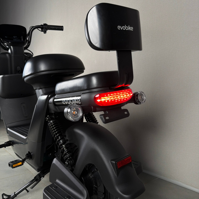 EVOBIKE YOTA 800W 48V 20Ah чорний — двомісний міський електровелосипед із графеновим акумулятором, переднім металевим кошиком, подвійною амортизацією, LED-дисплеєм, сигналізацією, поворотниками, до 35 км/год