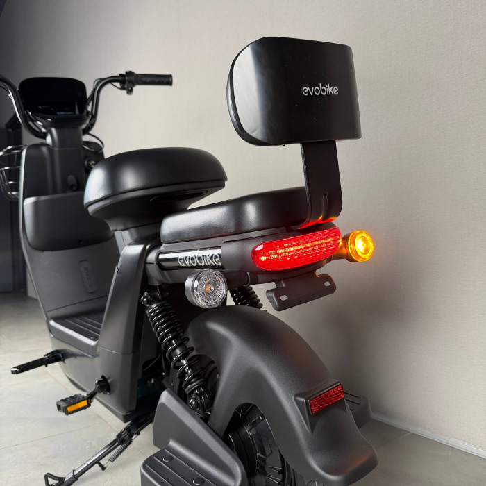 EVOBIKE YOTA 800W 48V 20Ah чорний — двомісний міський електровелосипед із графеновим акумулятором, переднім металевим кошиком, подвійною амортизацією, LED-дисплеєм, сигналізацією, поворотниками, до 35 км/год