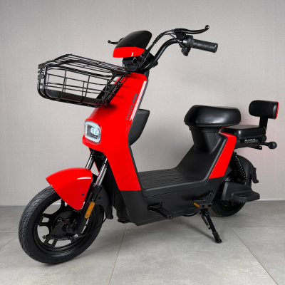EVOBIKE YOTA 800W 48V 20Ah червоний — двомісний міський електровелосипед із графеновим акумулятором, переднім металевим кошиком, подвійною амортизацією, LED-дисплеєм, сигналізацією, поворотниками, до 35 км/год