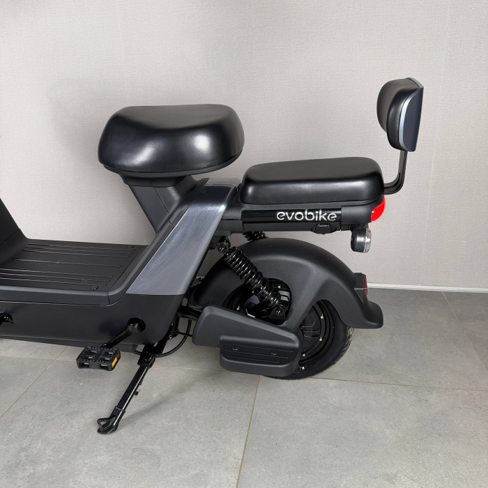 EVOBIKE YOTA 800W 48V 20Ah графіт — двомісний міський електровелосипед із графеновим акумулятором, переднім металевим кошиком, подвійною амортизацією, LED-дисплеєм, сигналізацією, поворотниками, до 35 км/год