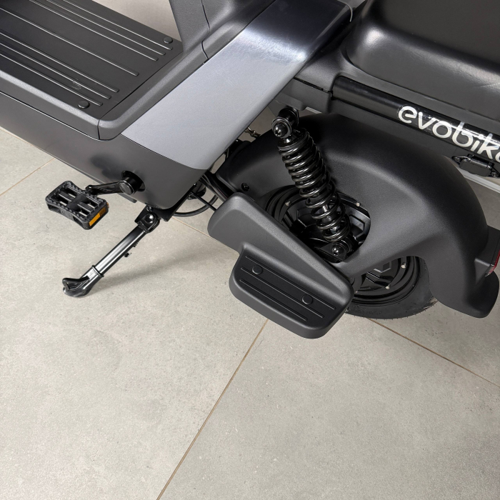 EVOBIKE YOTA 800W 48V 20Ah графіт — двомісний міський електровелосипед із графеновим акумулятором, переднім металевим кошиком, подвійною амортизацією, LED-дисплеєм, сигналізацією, поворотниками, до 35 км/год