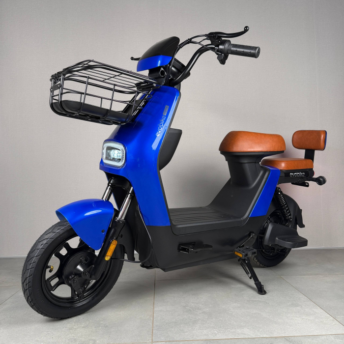EVOBIKE YOTA 800W 48V 20Ah синій — двомісний міський електровелосипед із графеновим акумулятором, переднім металевим кошиком, подвійною амортизацією, LED-дисплеєм, сигналізацією, поворотниками, до 35 км/год