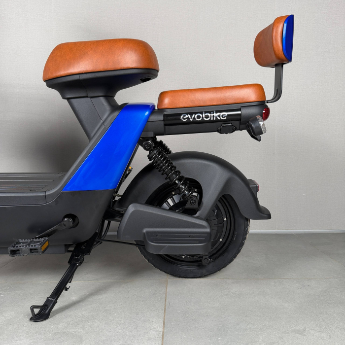EVOBIKE YOTA 800W 48V 20Ah синій — двомісний міський електровелосипед із графеновим акумулятором, переднім металевим кошиком, подвійною амортизацією, LED-дисплеєм, сигналізацією, поворотниками, до 35 км/год