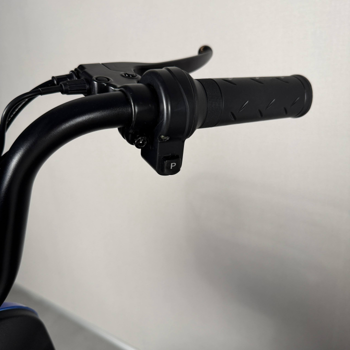 EVOBIKE YOTA 800W 48V 20Ah синій — двомісний міський електровелосипед із графеновим акумулятором, переднім металевим кошиком, подвійною амортизацією, LED-дисплеєм, сигналізацією, поворотниками, до 35 км/год