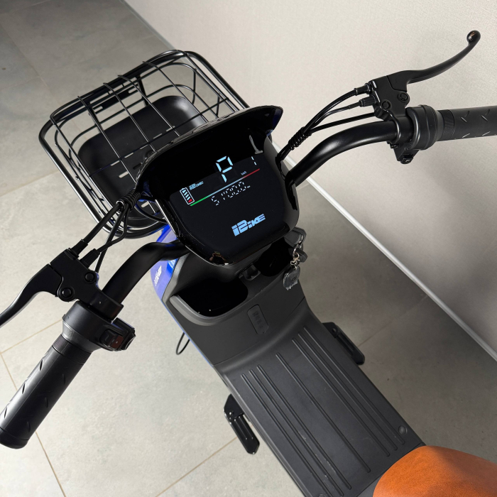 EVOBIKE YOTA 800W 48V 20Ah синій — двомісний міський електровелосипед із графеновим акумулятором, переднім металевим кошиком, подвійною амортизацією, LED-дисплеєм, сигналізацією, поворотниками, до 35 км/год