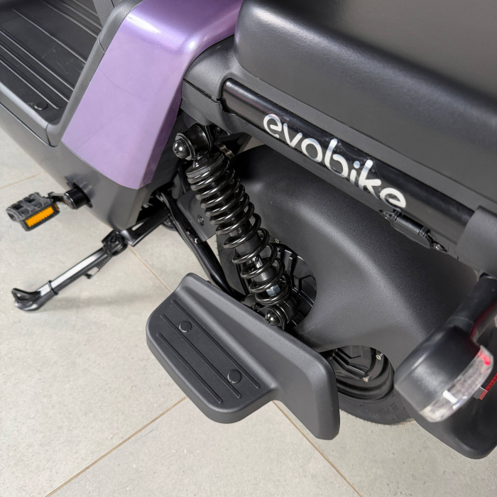 EVOBIKE YOTA 800W 48V 20Ah фіолетовий — двомісний міський електровелосипед із графеновим акумулятором, переднім металевим кошиком, подвійною амортизацією, LED-дисплеєм, сигналізацією, поворотниками, до 35 км/год