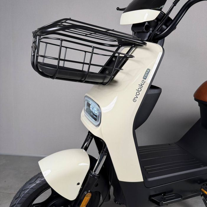 EVOBIKE YOTA 800W 48V 20Ah молочний — двомісний міський електровелосипед із графеновим акумулятором, переднім металевим кошиком, подвійною амортизацією, LED-дисплеєм, сигналізацією, поворотниками, до 35 км/год