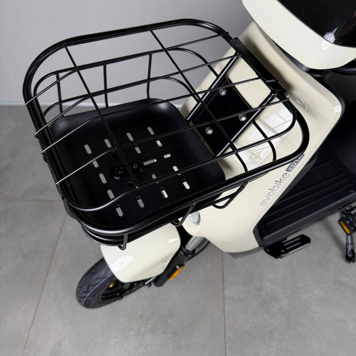 EVOBIKE YOTA 800W 48V 20Ah молочний — двомісний міський електровелосипед із графеновим акумулятором, переднім металевим кошиком, подвійною амортизацією, LED-дисплеєм, сигналізацією, поворотниками, до 35 км/год