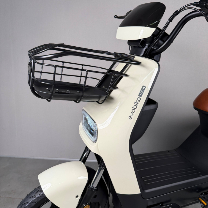 EVOBIKE YOTA 800W 48V 20Ah молочний — двомісний міський електровелосипед із графеновим акумулятором, переднім металевим кошиком, подвійною амортизацією, LED-дисплеєм, сигналізацією, поворотниками, до 35 км/год