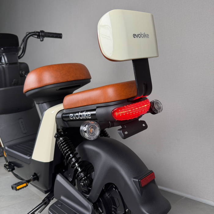EVOBIKE YOTA 800W 48V 20Ah молочний — двомісний міський електровелосипед із графеновим акумулятором, переднім металевим кошиком, подвійною амортизацією, LED-дисплеєм, сигналізацією, поворотниками, до 35 км/год